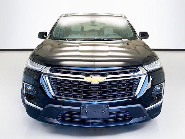 2022 chevrolet traverse ls