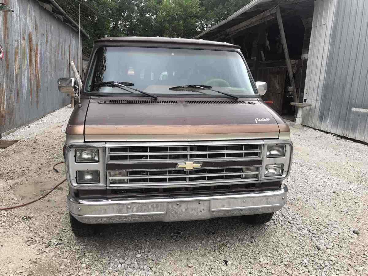 1988 chevrolet g20 van brown rwd automatic