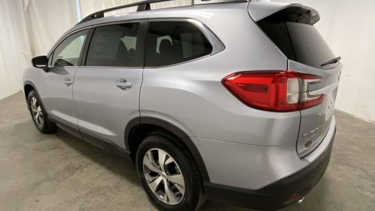 new 2024 subaru ascent premium 8-passenger