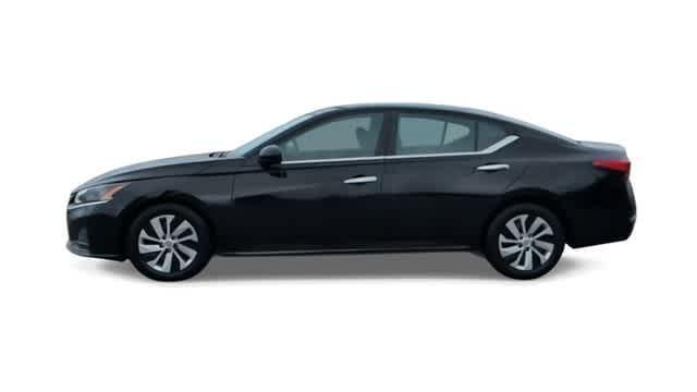 2023 nissan altima s fwd