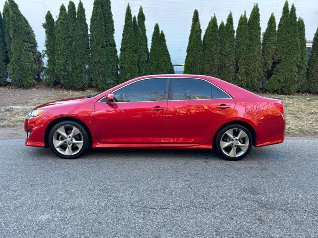 2012 toyota camry se