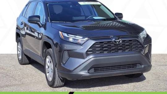 2023 toyota rav4 le