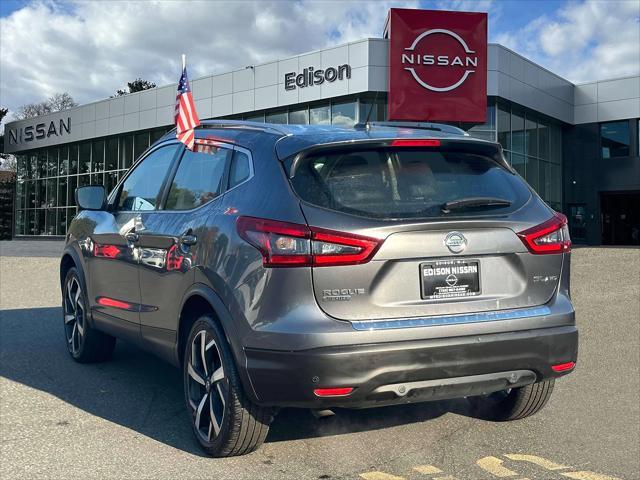 2022 nissan rogue sport sl