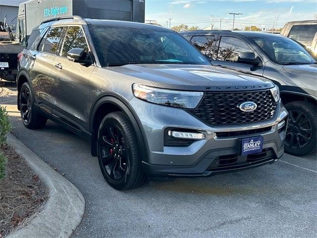 2023 ford explorer st