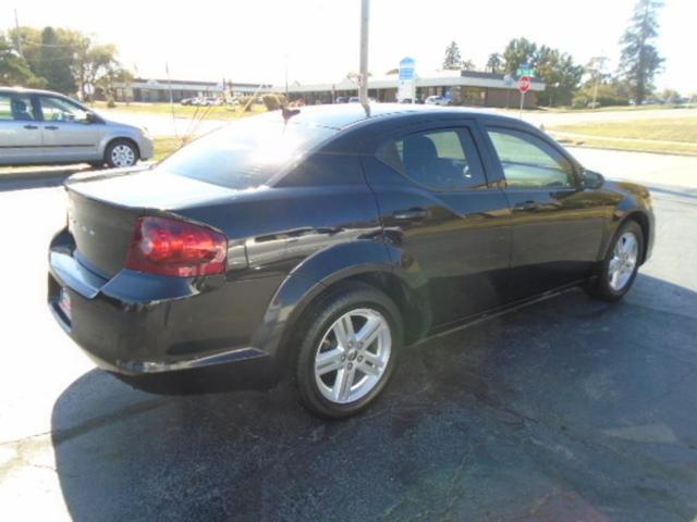 2011 dodge avenger mainstreet