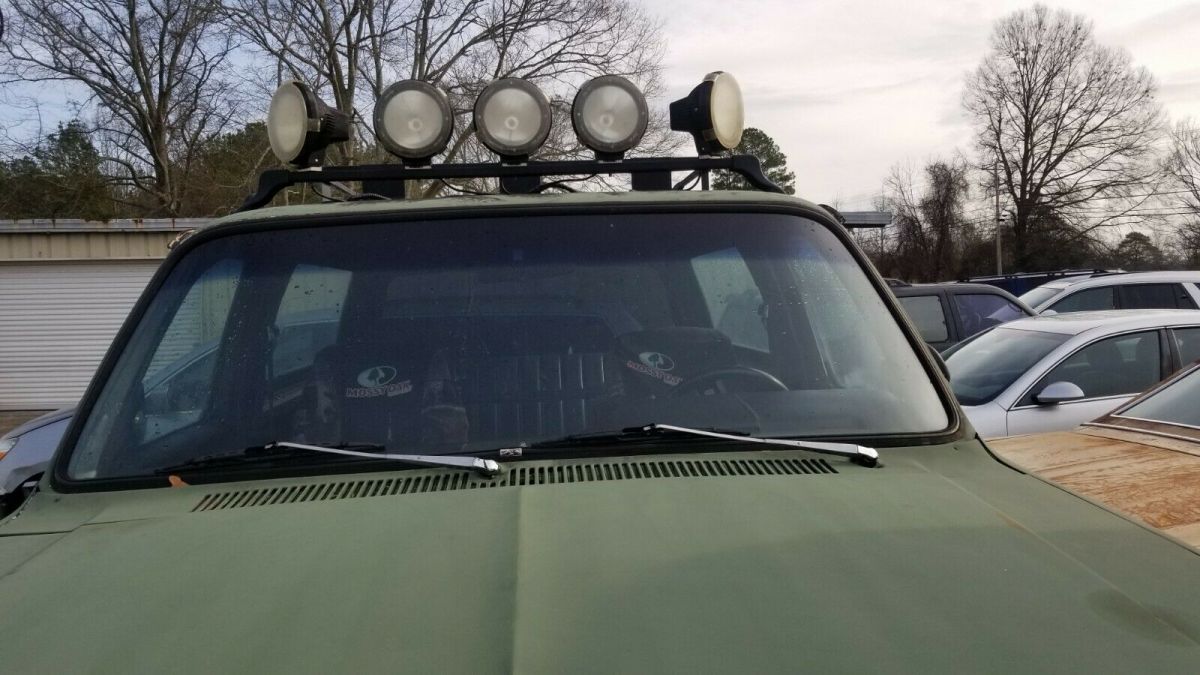 1982 gmc jimmmy 4x4 high sierra/blazer square body