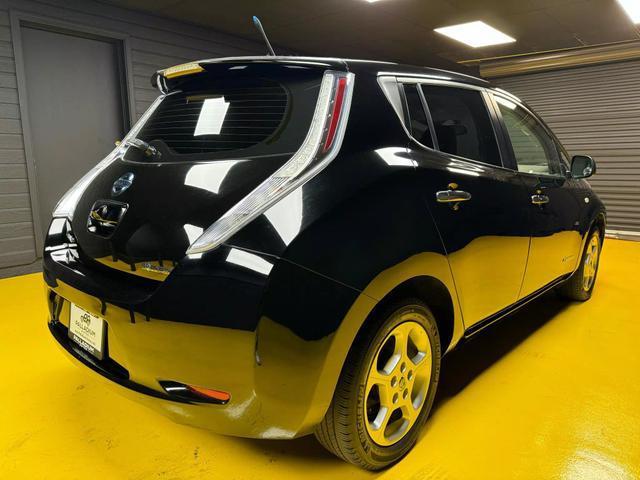 2011 nissan leaf sl