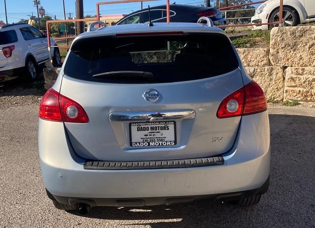 2012 nissan rogue sv