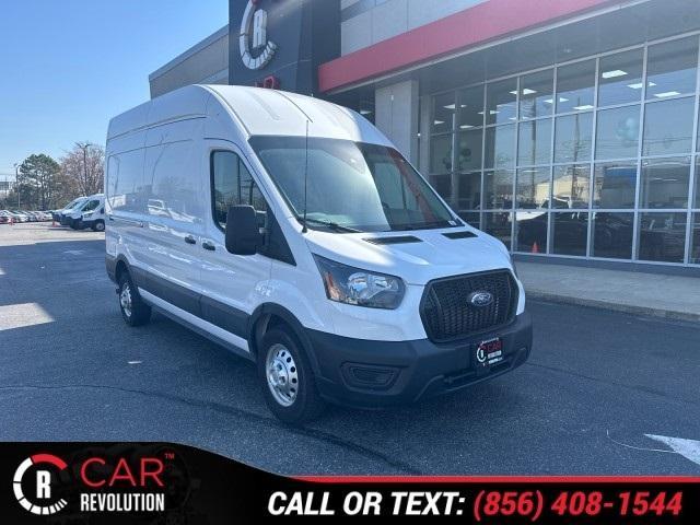 2022 ford transit-250 base