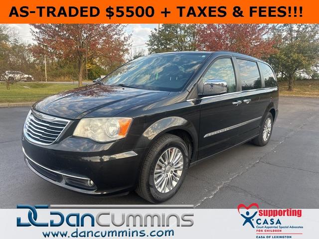 2013 chrysler town & country touring-l