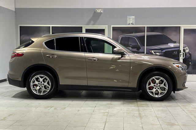 2019 alfa romeo stelvio base