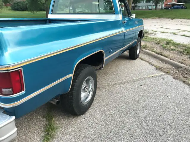 1977 chevy silverado k10 1/2 ton