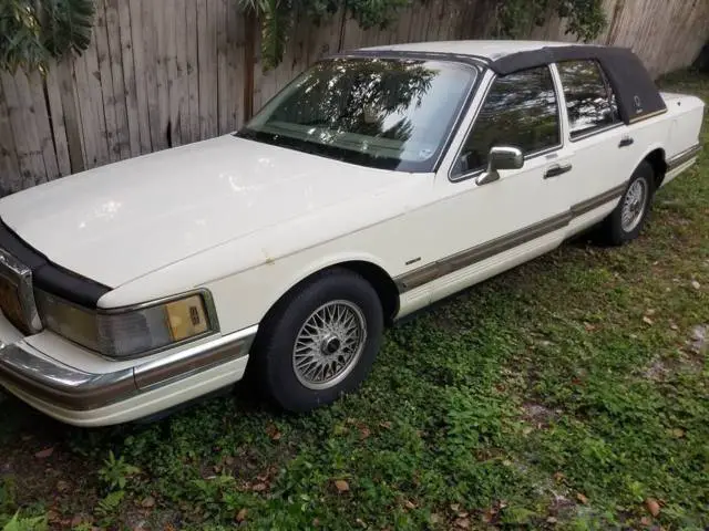 1990 lincoln town car 119k miles very reliable transportation