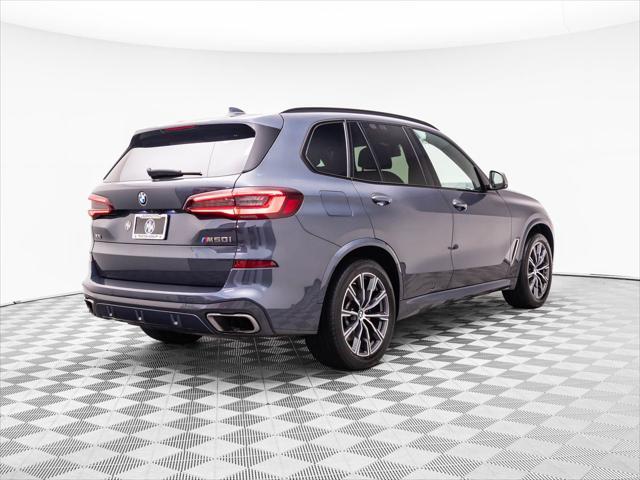 2022 bmw x5 m50i