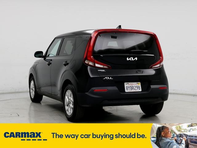 2022 kia soul s