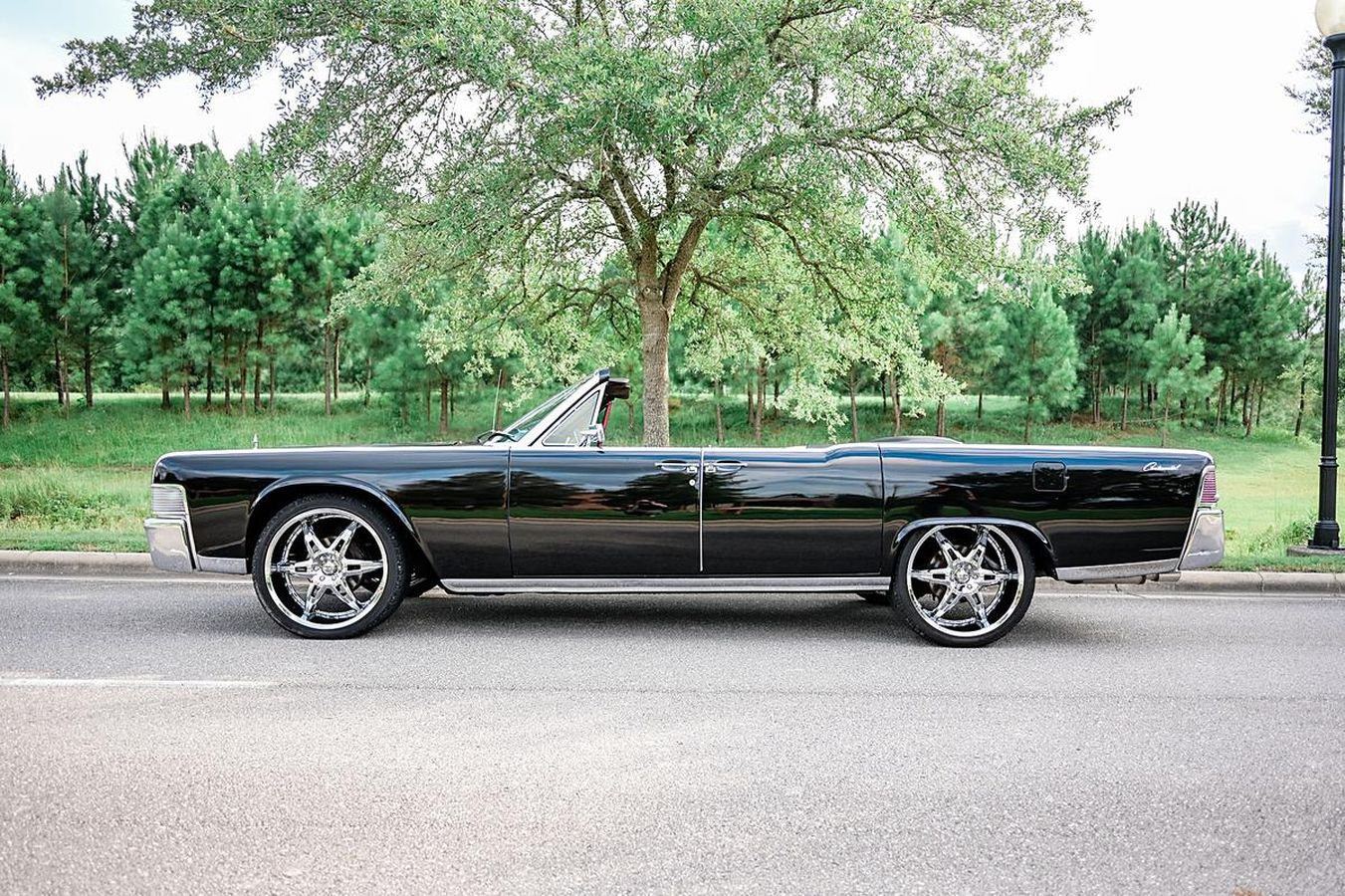 1965 lincoln continental roadster