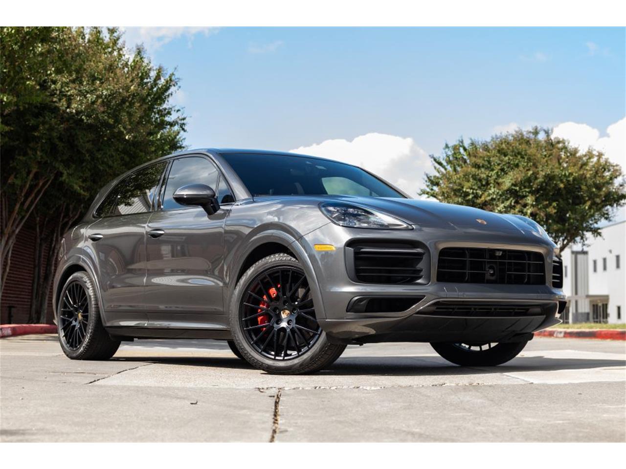 2022 porsche cayenne