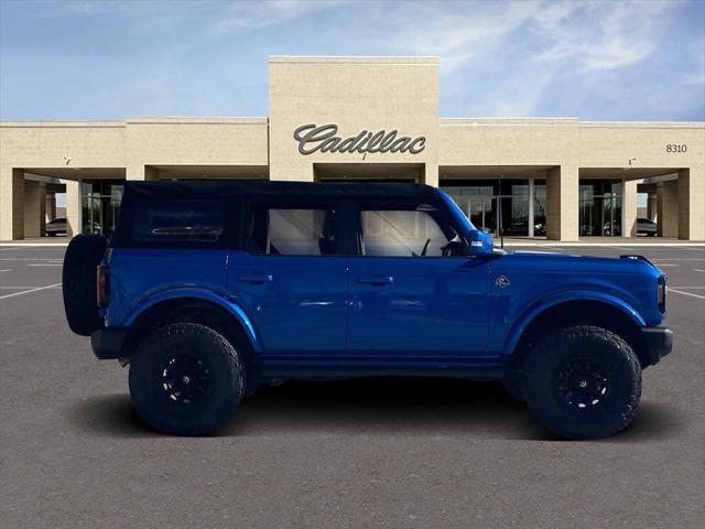 2022 ford bronco base