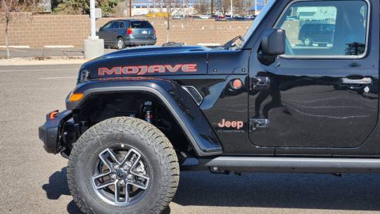 2024 Jeep Gladiator
