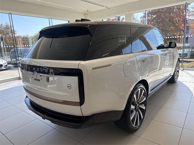 2022 land rover range rover sv lwb serenity