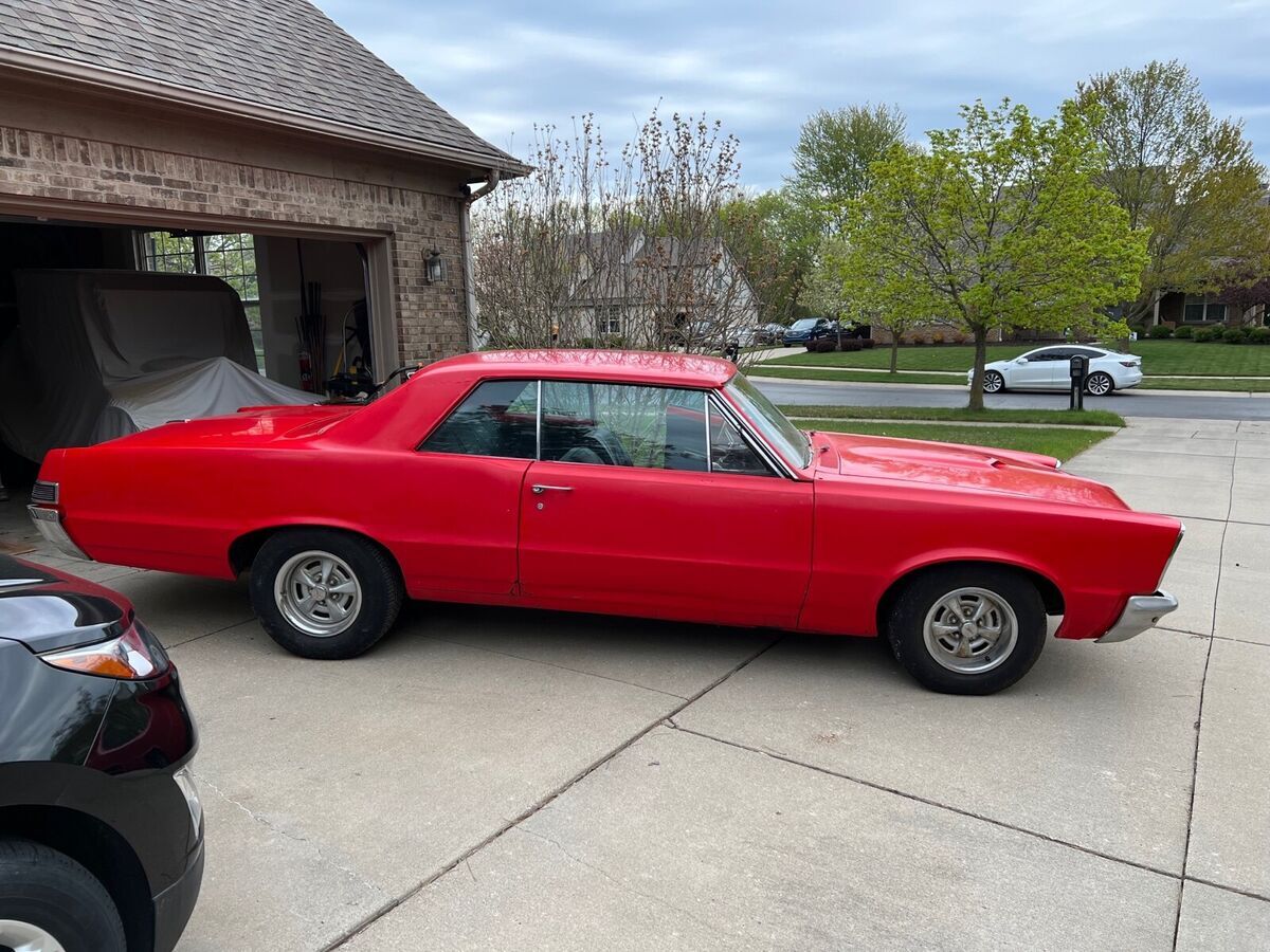 1965 pontiac lemans coupe red rwd automatic chrome