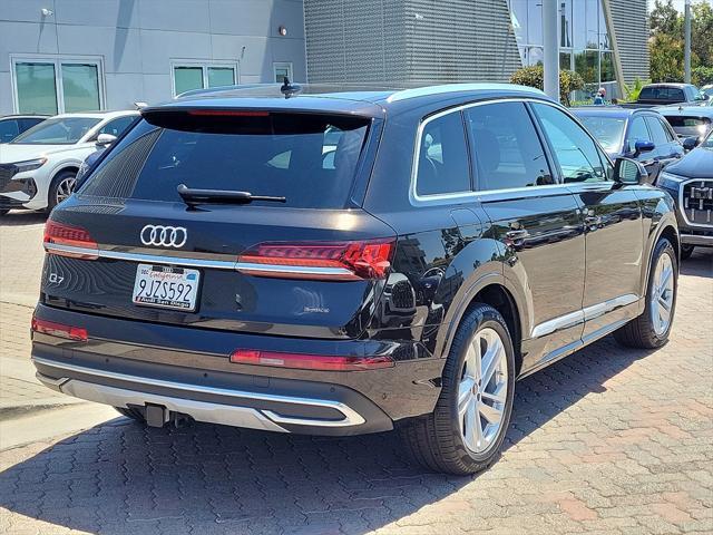 2024 audi q7 45 premium plus