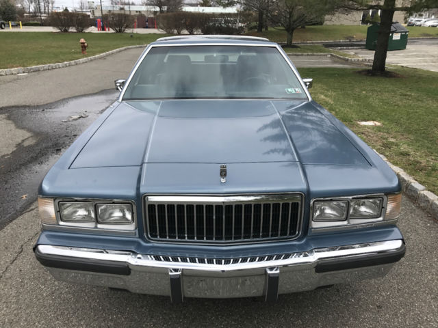'88 mercury grand marquis ls only 68k miles, clean car fax, 1 owner, must see!