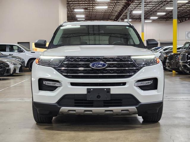 2021 ford explorer xlt