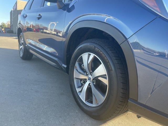 2019 subaru ascent premium 8-passenger