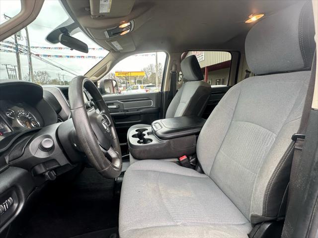 2019 ram 3500 big horn crew cab 4x4 6'4' box