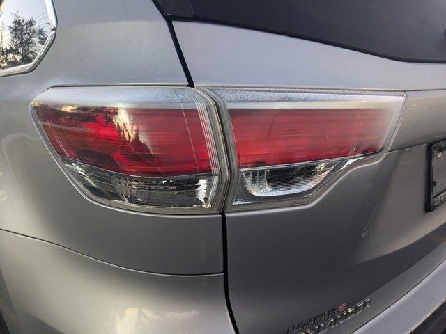 2016 toyota highlander xle