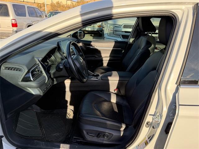 2022 toyota camry xse