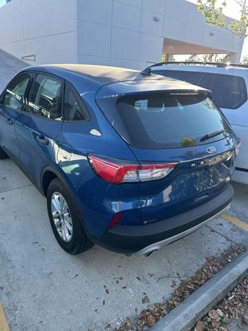 2022 ford escape s