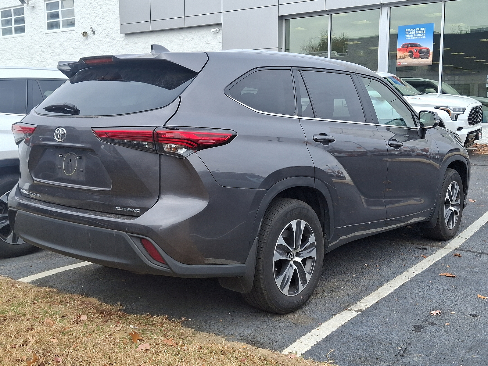 2023 toyota highlander xle