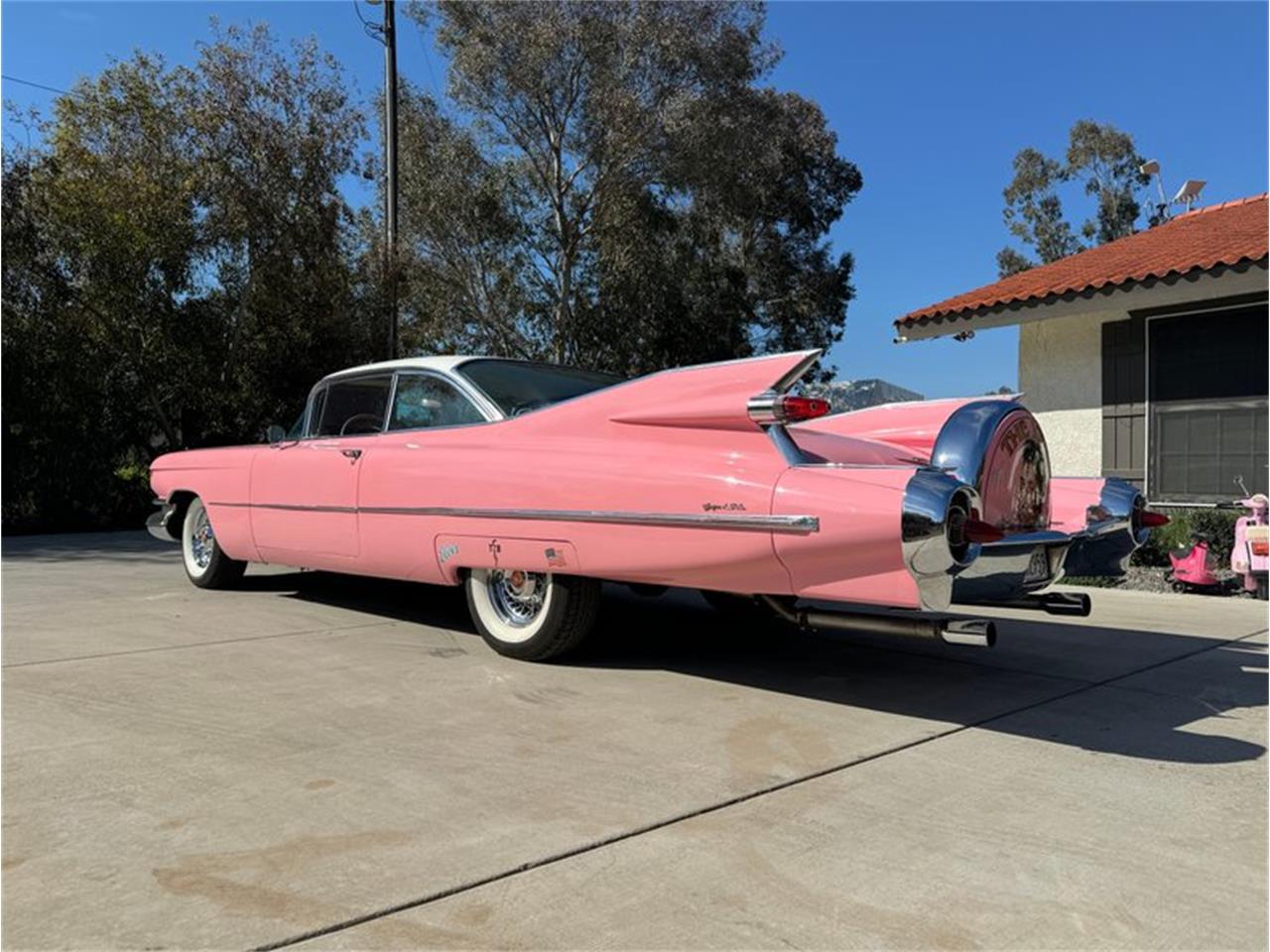 1959 cadillac coupe deville