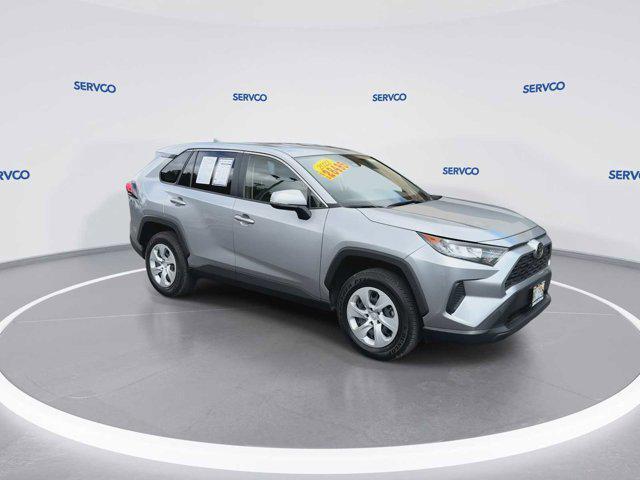 2022 toyota rav4 le