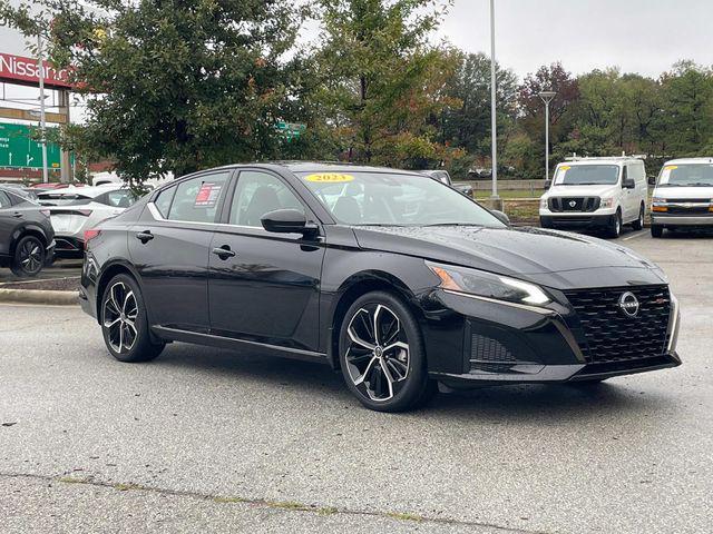 2023 nissan altima sr fwd
