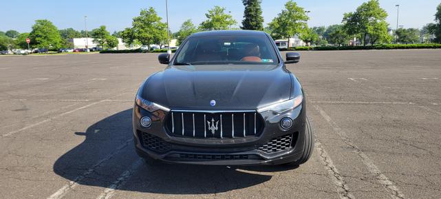 2019 maserati levante base
