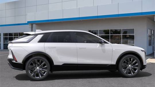 2024 Cadillac Lyriq