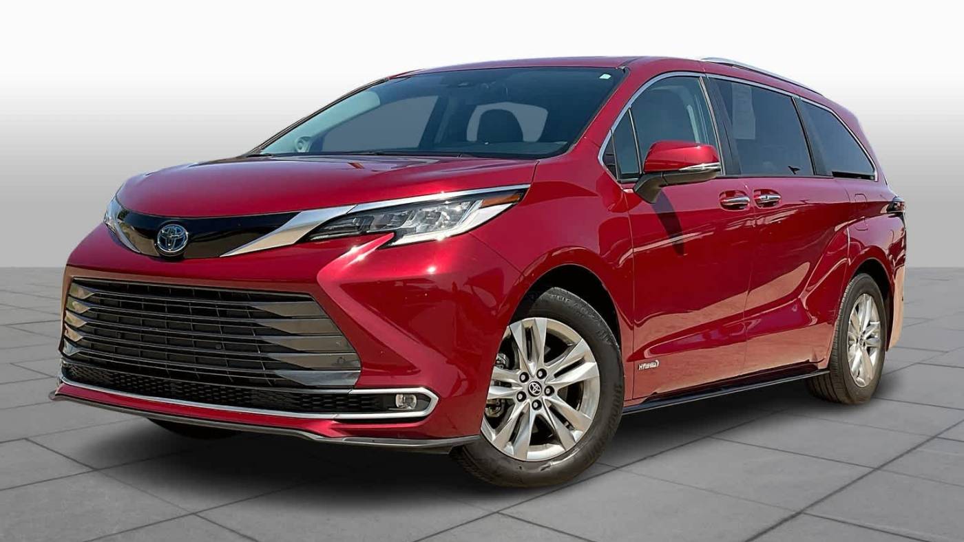 2021 toyota sienna limited 7-passenger