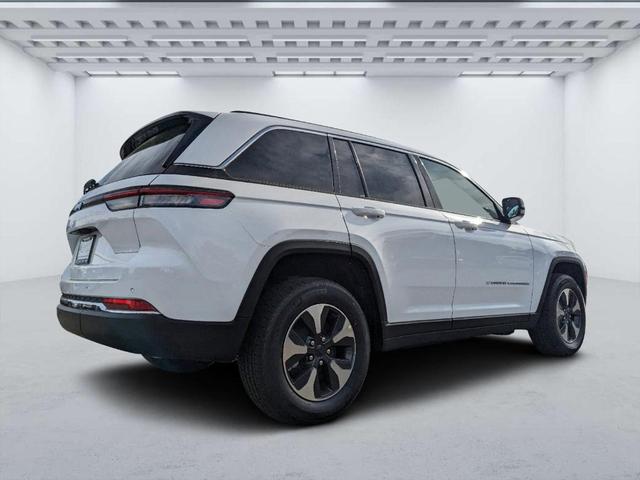 2024 jeep grand cherokee 4xe base