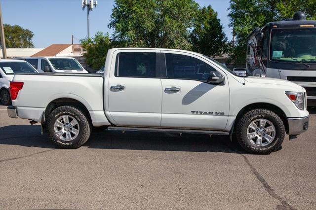 2019 nissan titan sv