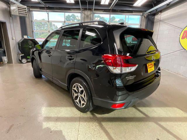 2021 subaru forester premium