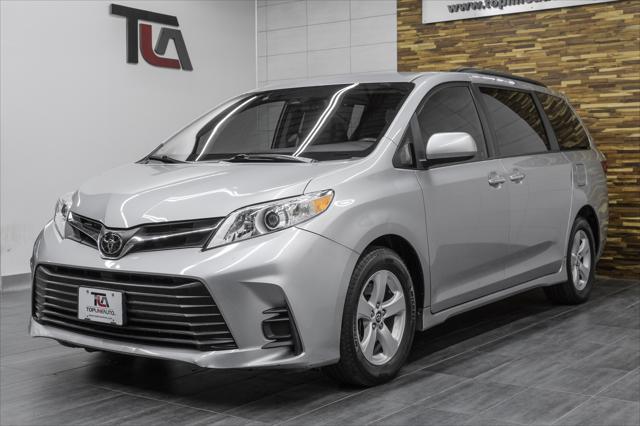 2019 toyota sienna le