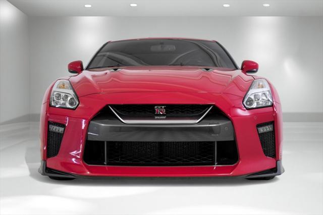 2018 nissan gt-r premium