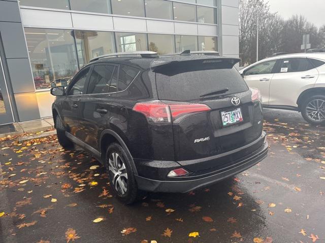 2018 toyota rav4 le