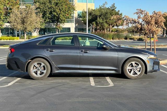 2022 kia k5 lxs
