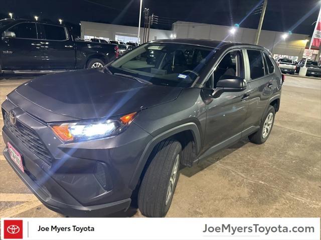 2022 toyota rav4 le