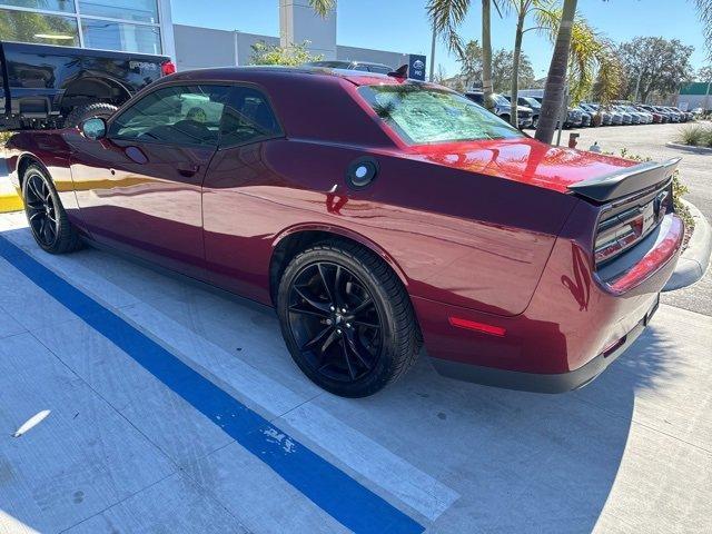 2018 dodge challenger sxt