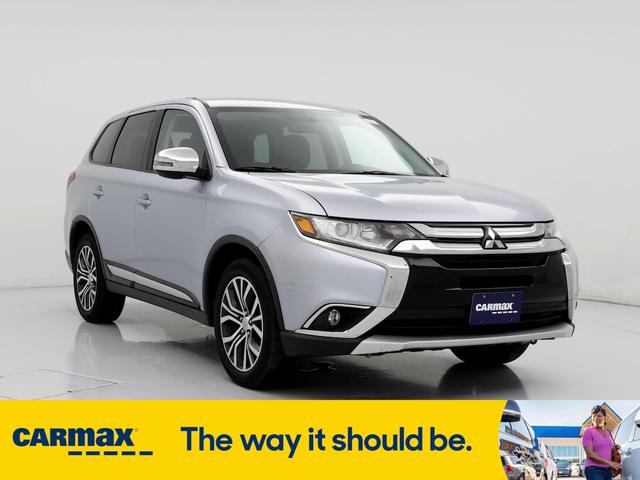 2017 mitsubishi outlander se